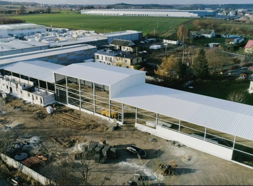 Hala z płyty warstwowej